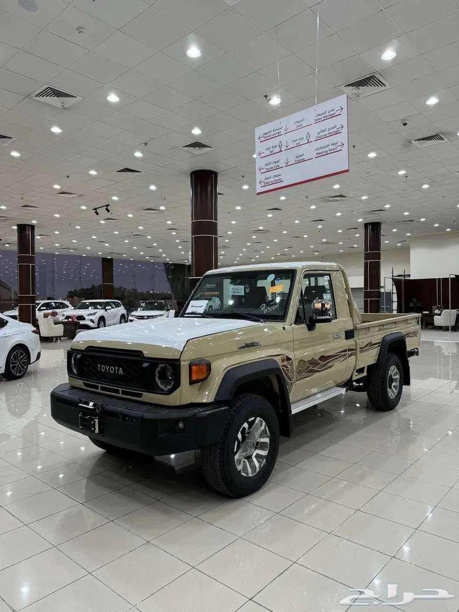 شاص لاند كروزر بيك اب سوبر ديلوكس بنزين 202564354622416386111