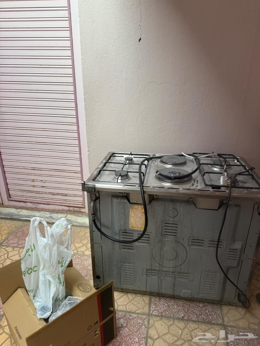 فرن إيطالي غاز   كهرباء شغال64111226137985112