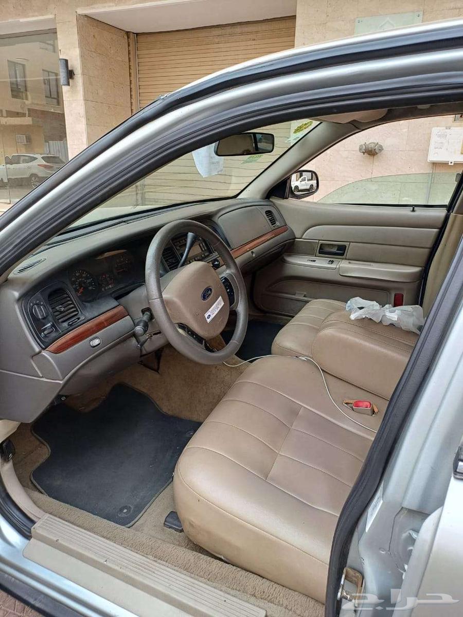 فورد كراون فيكتوريا - أمريكي - موديل 201164354873676289111