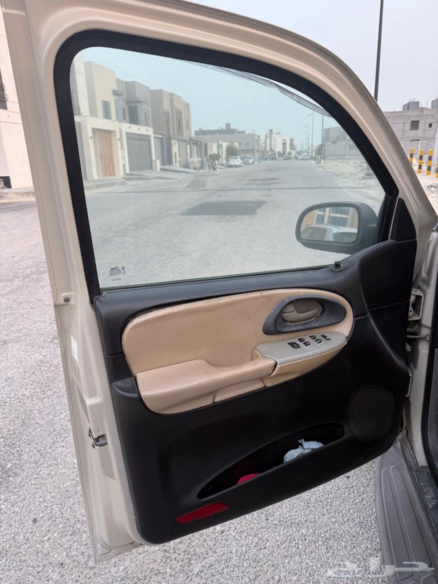 سيارة شيفروليه تريل بلايزر موديل 2009 لون بيج64355464649091114