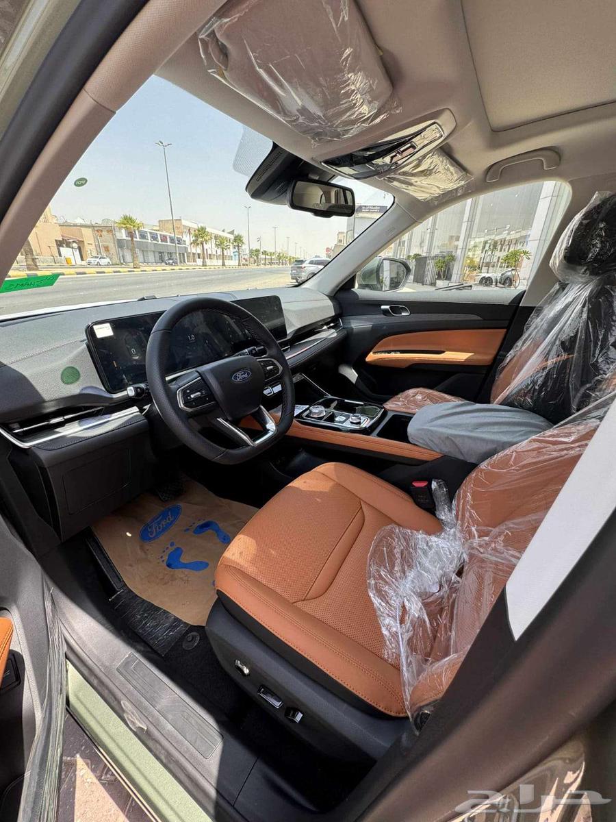 فورد تريتوري تيتانيوم 2026 بالنقد والتقسيط64364203343363113