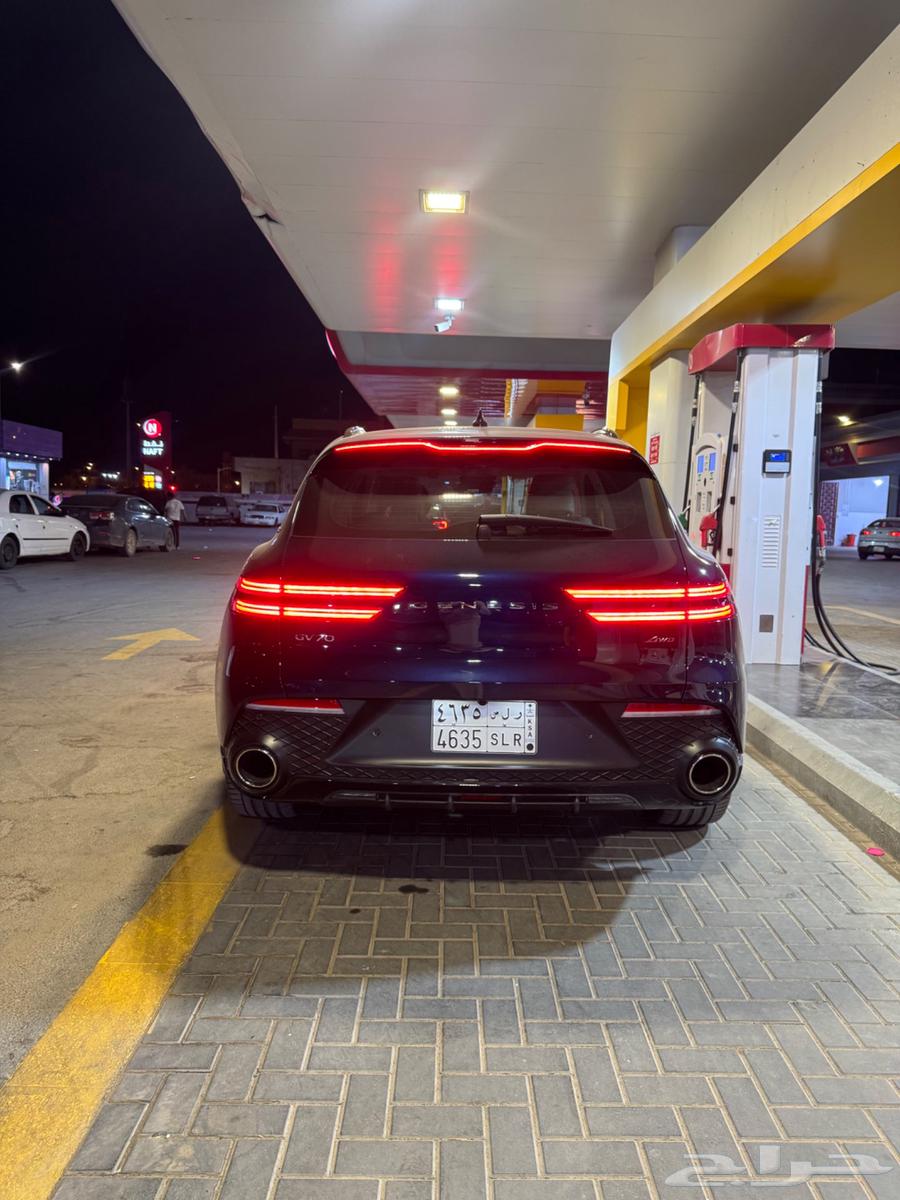 جيب جينيسيس gv7064357864395011111