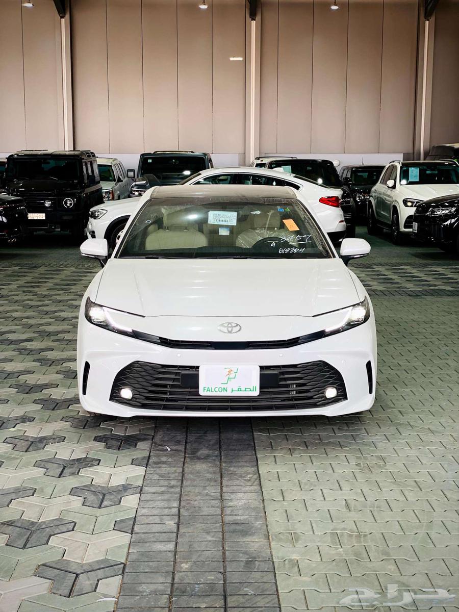 تويوتا كامرى فل ونص وأستاندر هايبرد وبنزين 2025 أقساط وكاش64348832076803110