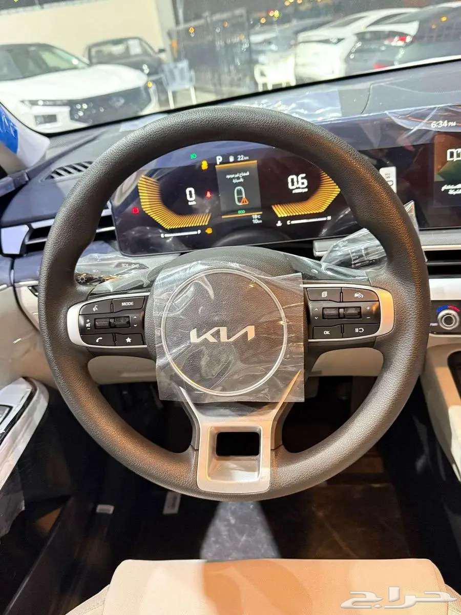 Kia K5 Standard Developed 202564349008216706114