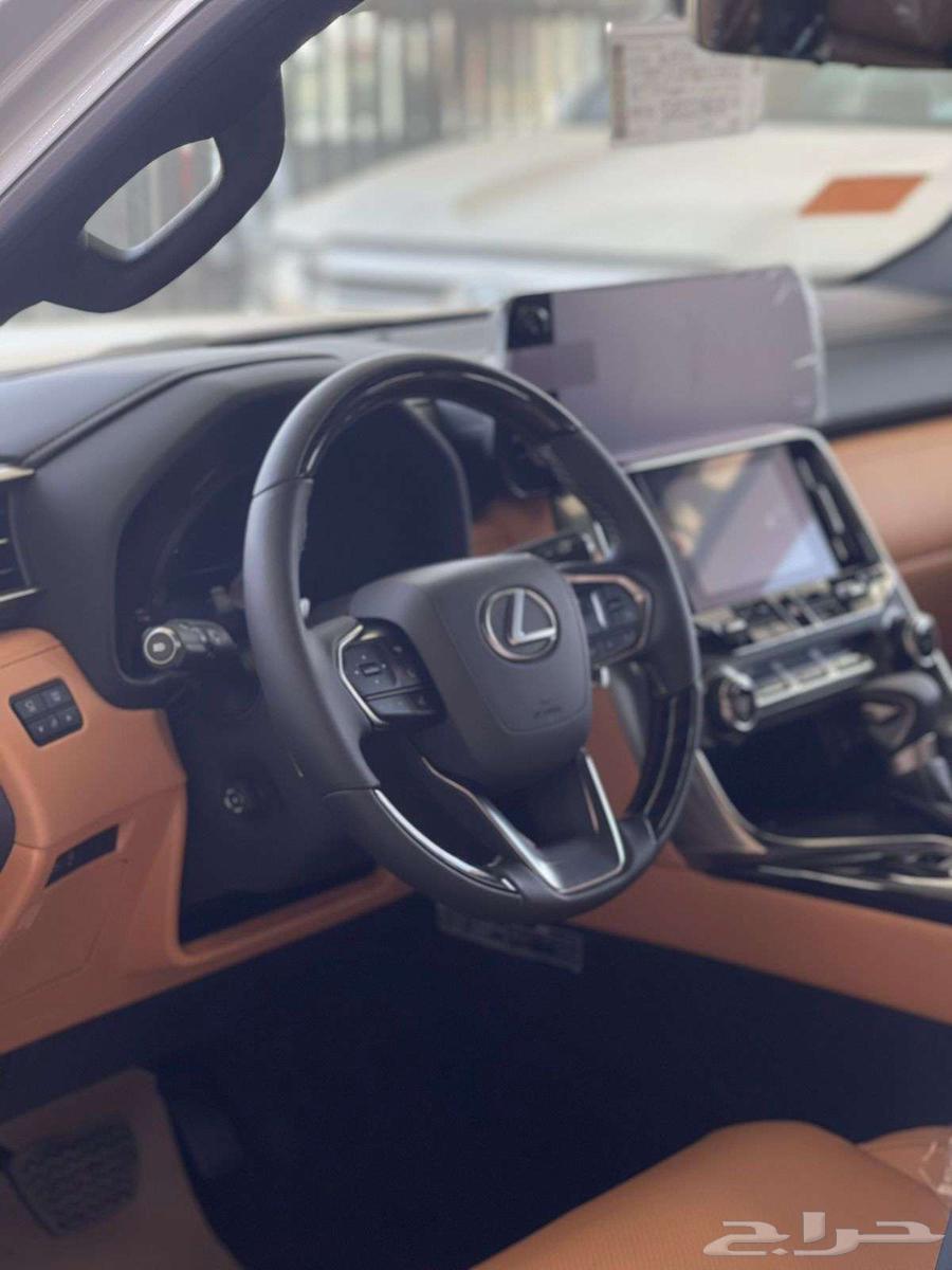 لكزس LX600 BB بنزين 2025 - كاش و أقساط63618054649601112