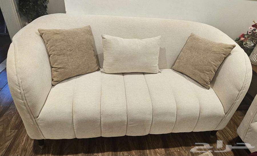 Three-piece sofa for sale64123627399553111