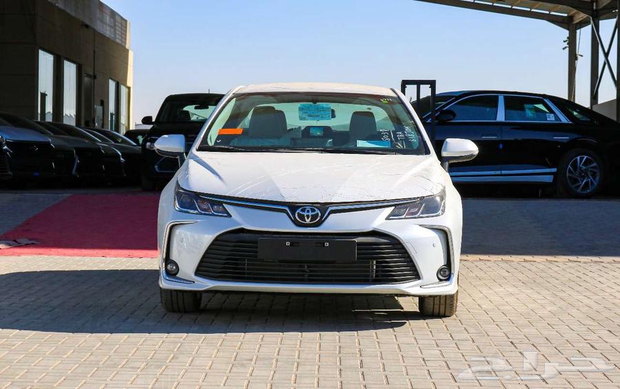 تويوتا كورولا اكس ال آي مطور 2025 ابيض كاش - اقساط64348684963842114