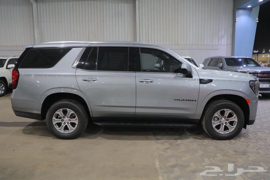 GMC Yukon SLE Short Wheelbase Without Double Refrigerator Model 202464358293779585114