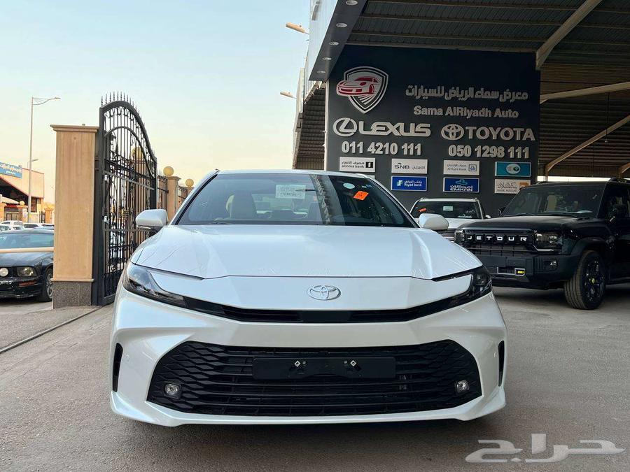 تويوتا كامري E ستاندر بنزين 2025 متاح اقساط و كاش64352612807425111