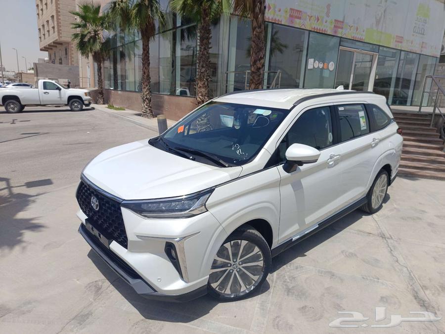 تويوتا فيلوز GLX بنزين 202564353376717314111