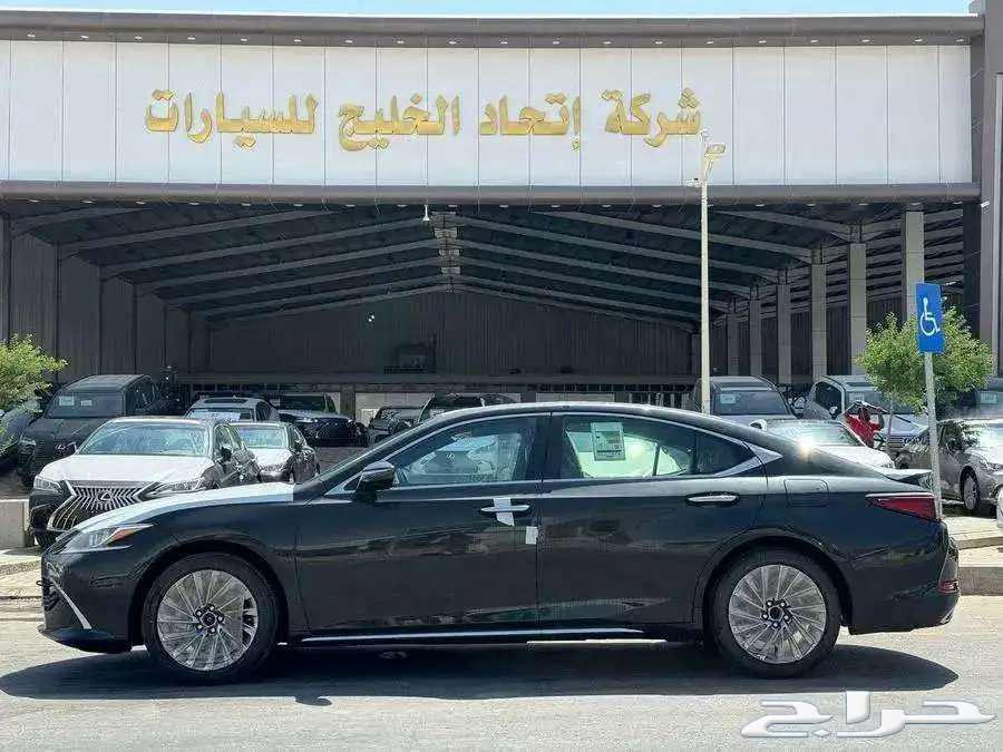 لكزس CA ES 350 بلس استاندر بريمي 2025 بداخليه مميزه64354135469441113