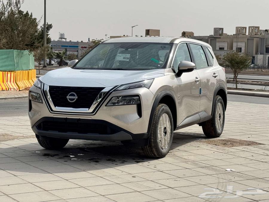 نيسان اكس تريل 5 مقاعد دفع امامي ستاندر 2025 كاش وأقساط64354001403009110