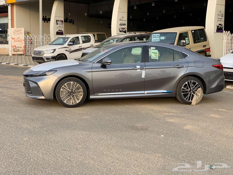 تويوتا كامري LE هايبرد 2025 بانوراما64348202701187112