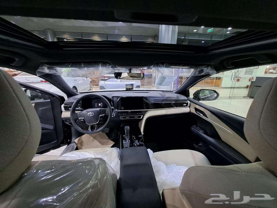 كامري LE بنزين لون أسود 202564348202727426114