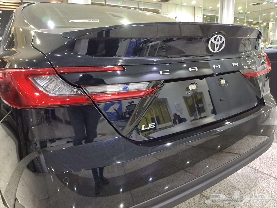 كامري LE بنزين لون أسود 202564348202727426111