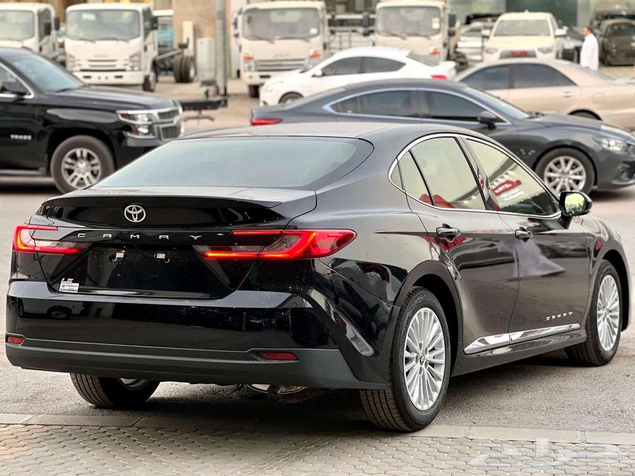 تويوتا كامري LE بنزين 202564348524090241113