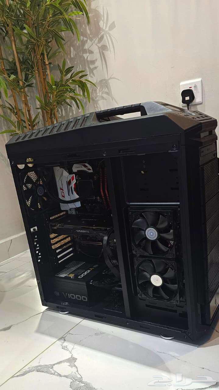 شاشة وكمبيوتر مكتبي (PC) رائع للألعاب والبرامج64141542848387113