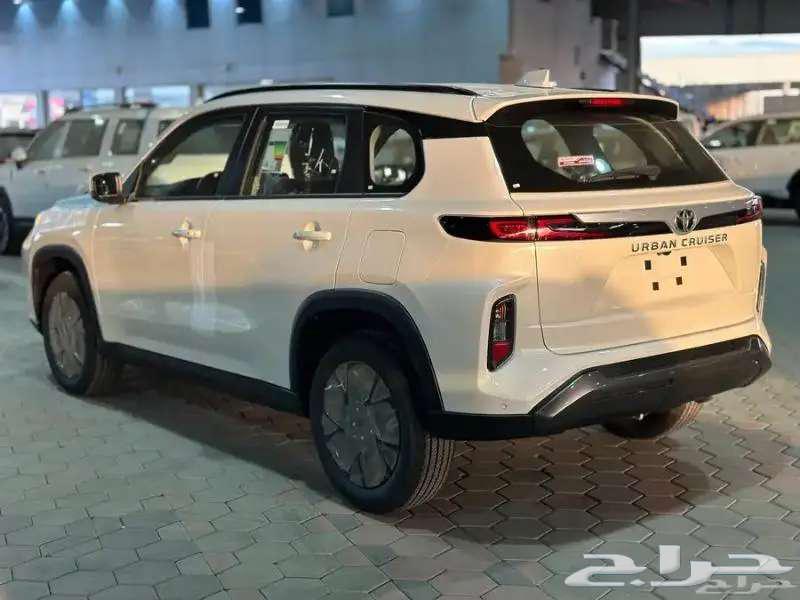 تويوتا اوربان كروزر GL 2025 (عرض الجزيره 1.90)64367537254403110