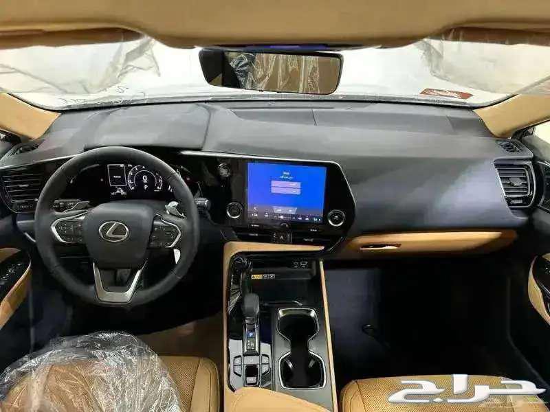 لكزس ES300 هايبرد موديل 202564367332739715111