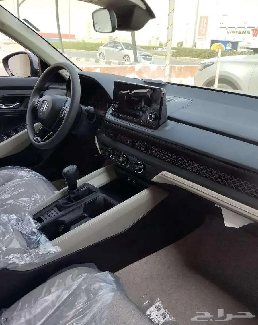 هوندا اكورد LX استاندر بنزين 2025 سعودى63764448792834114