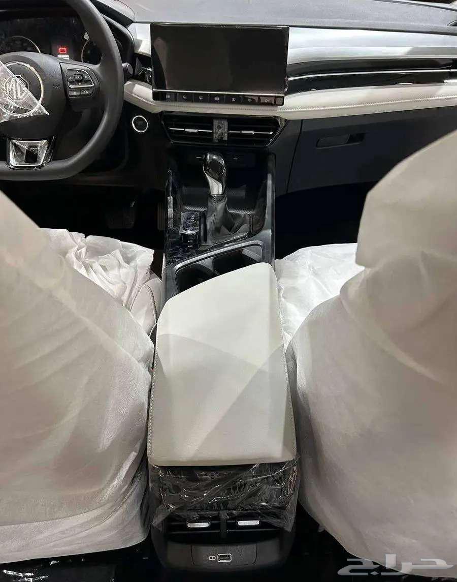 ام جي 5 ستاندر 2025 الشكل الجديد اصفار64365952840578112