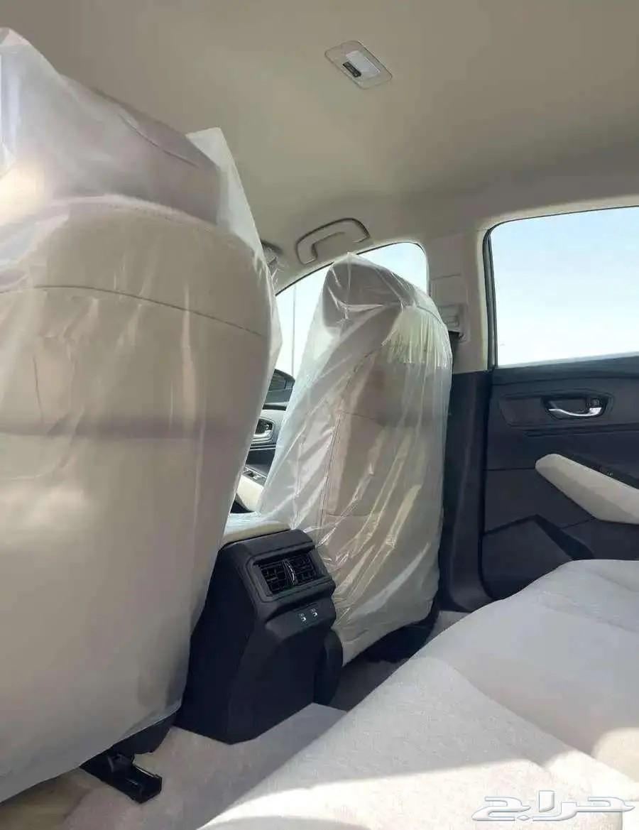 هوندا اكورد LX استاندر بنزين 2025 سعودى63764448792834113
