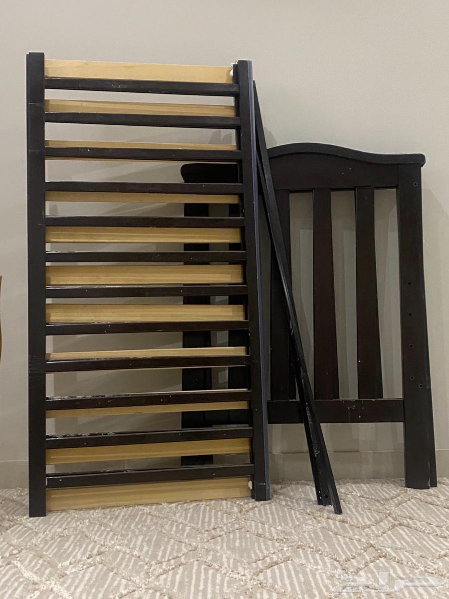 اثاث منزلي ثلاجة وفرن وطاولة ضيافه64370182231939111