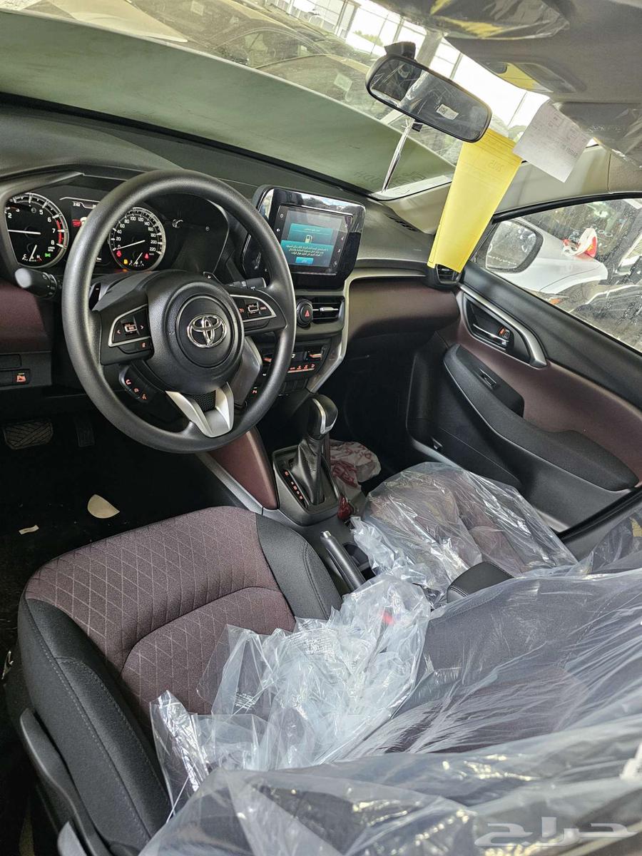 تويوتا اوربان كروزر استاندر موديل 202564367187438337114