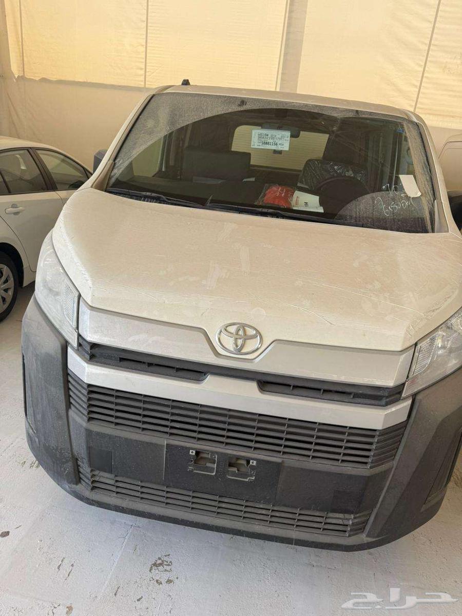 تويوتا فان بضاعه ديزل سقف منخفض 2025 جير عادي64368222040066110