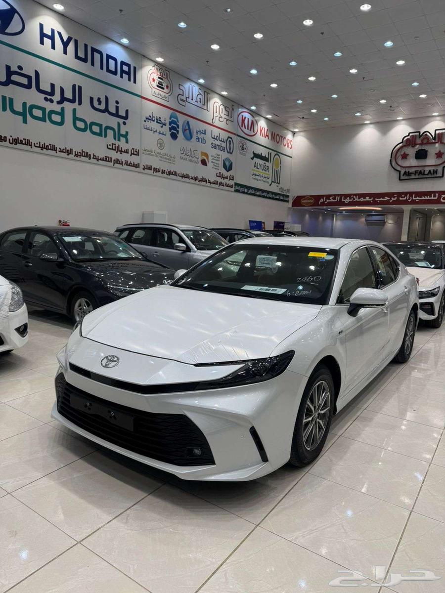 تويوتا كامري م 2025 E هايبرد - سعودي64370381216386110