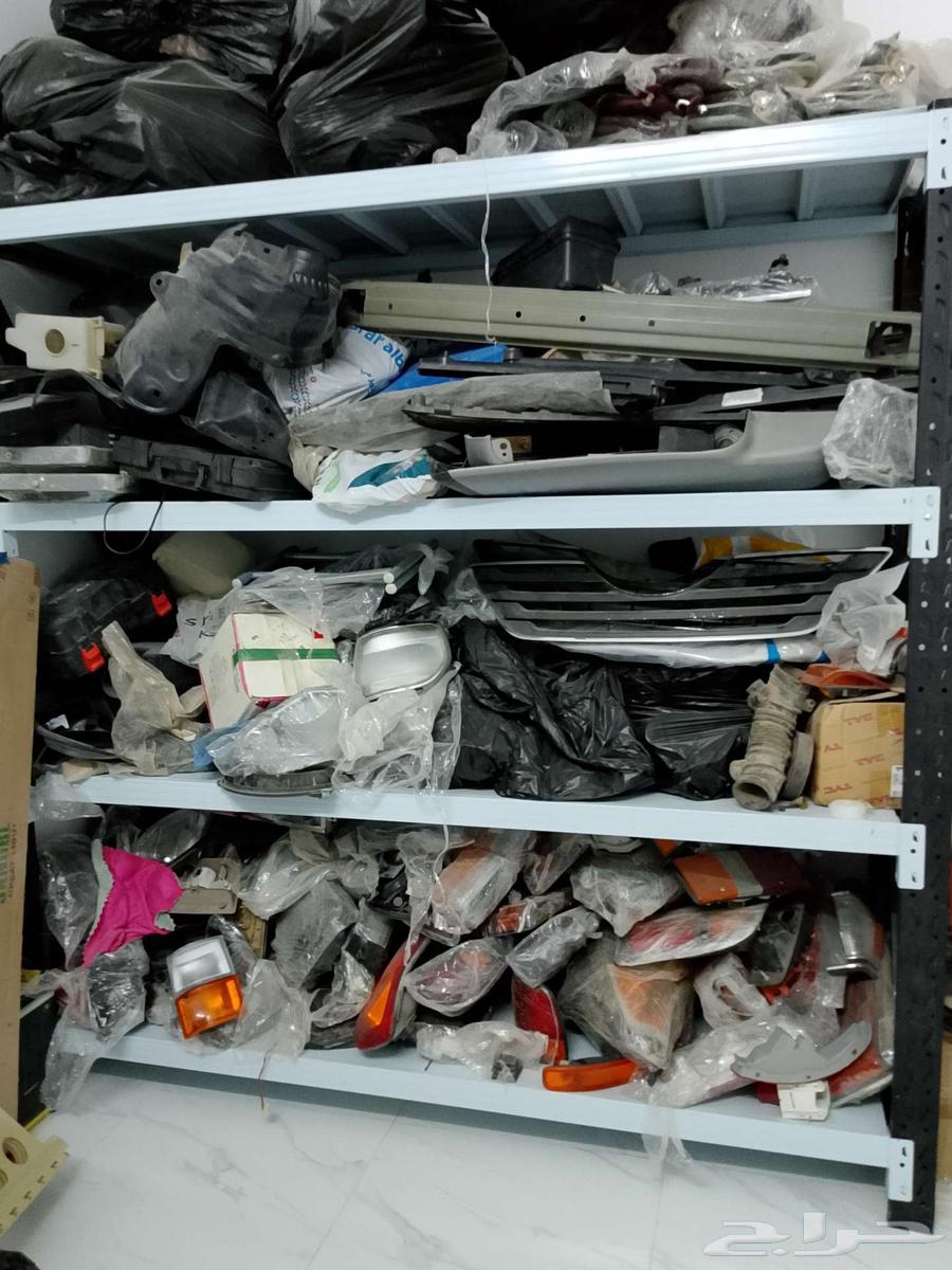 للبيع قطع غيار سيارات تويوتا جديد64370453272066114