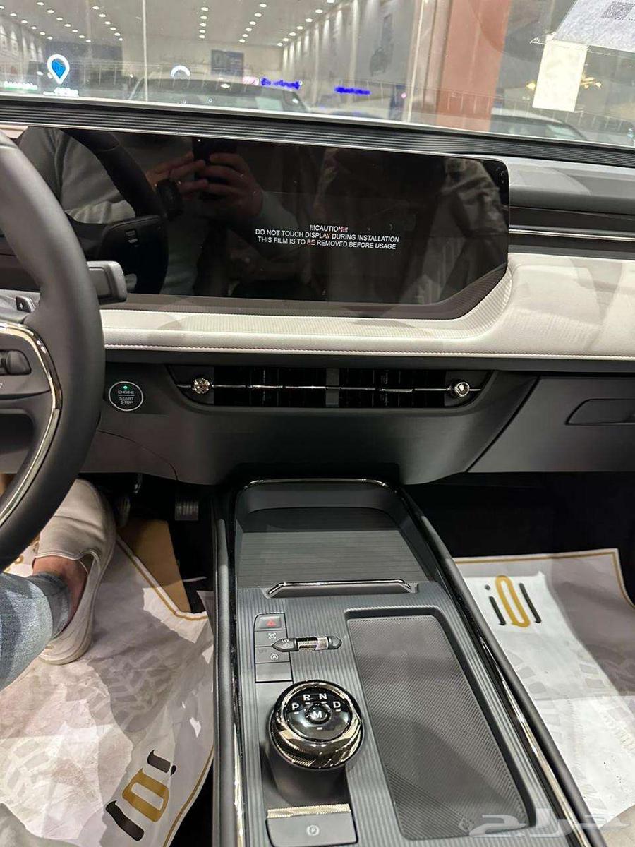 فور د توريس تيتانيوم وتريند 202564370741538947114