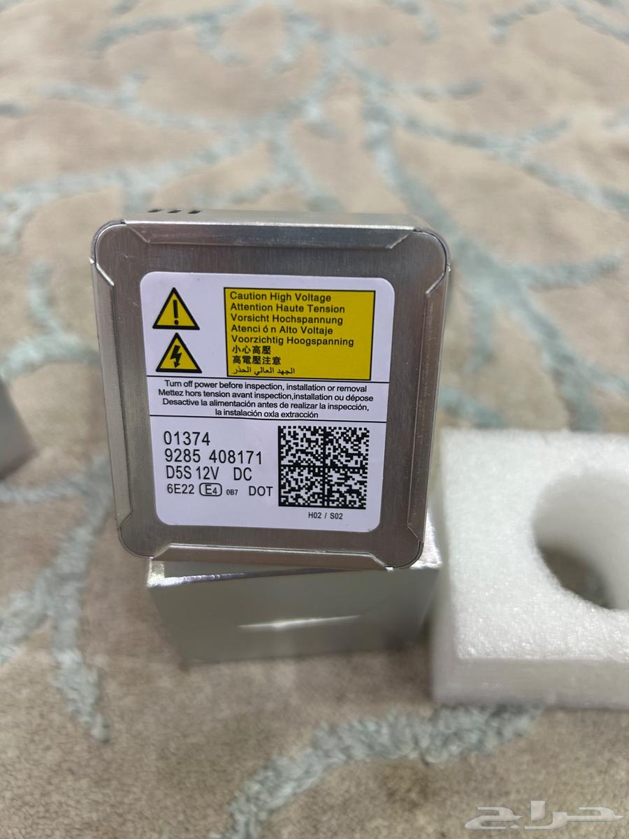 انوار لمبه زينون D5S64372404726019112