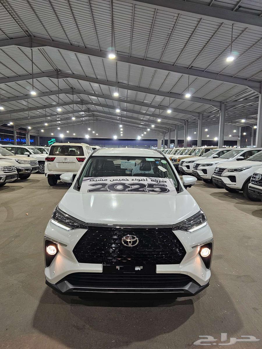 تويوتا فيلوز موديل 202564377137671809110