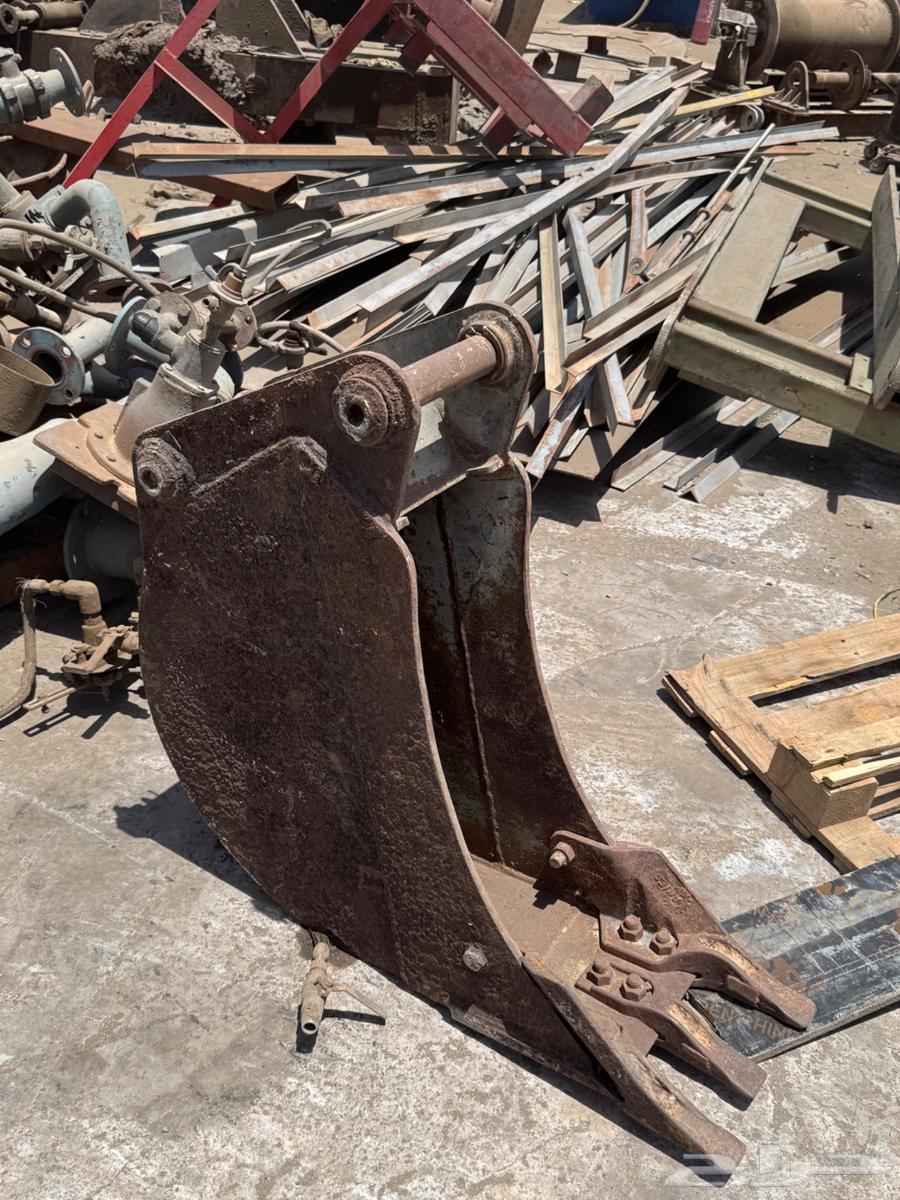 قواعد قلاب وسطحة 14 و 16 بي بي64372594195843113