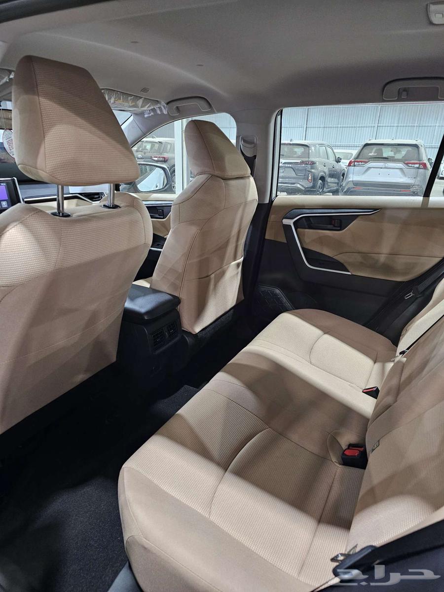 تويوتا راف فور LE بنزين بدون دبل 202564380723425283113