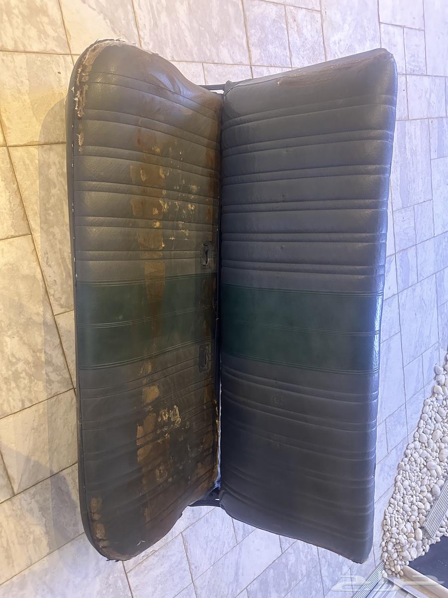 مرتبه جمس سبعينيات لون ازرق جلد64371759395715111