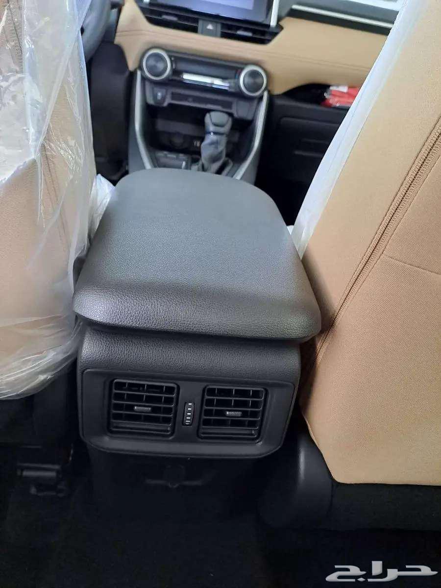 تويوتا راف فور LE ستاندر دبل 202564360914615681114