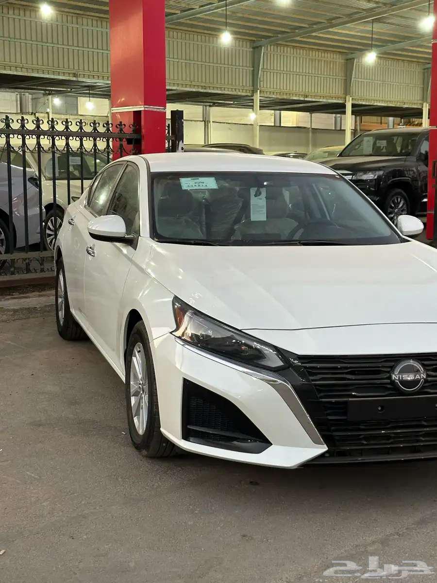نيسان التيما جنوط استاندر سعودي 2022 ابيض64370554599171111