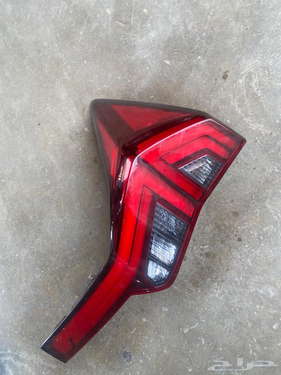 اصطب خلفي يسار ميتسوبيشي مونتيرو64364277487745111