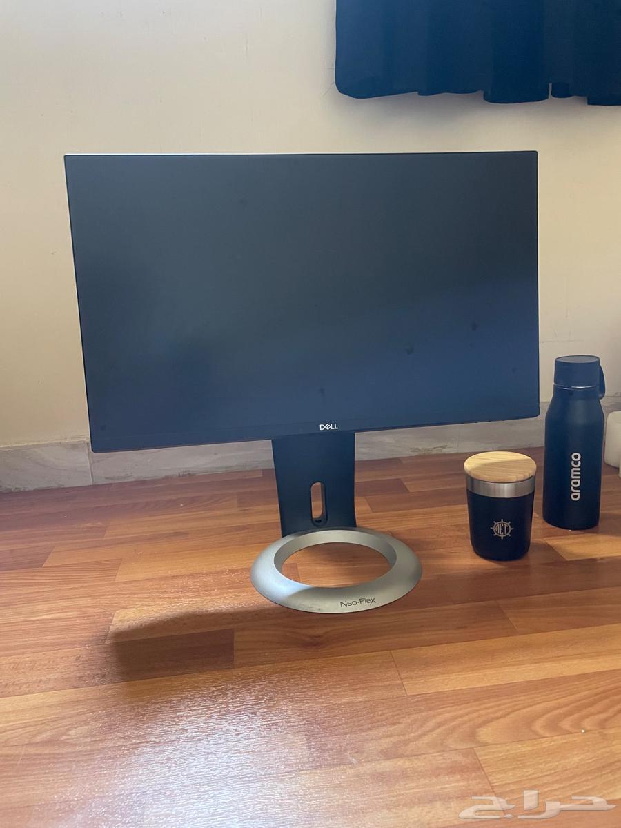 Clean monitor, simple usage, quality and clarity64141530764803110