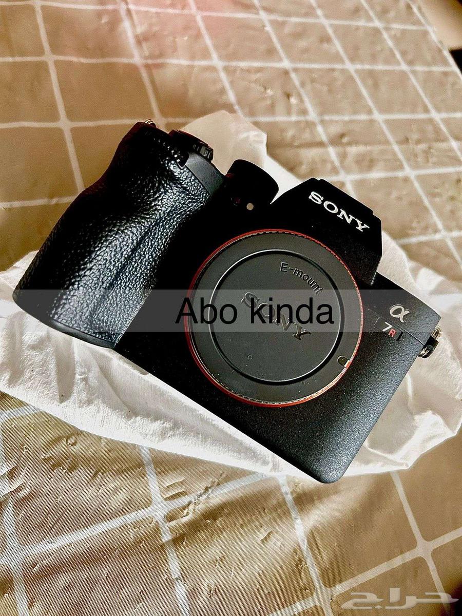 كاميرا سوني sony a7r5 و عدسة و حامل كيج متطور64141532273537111