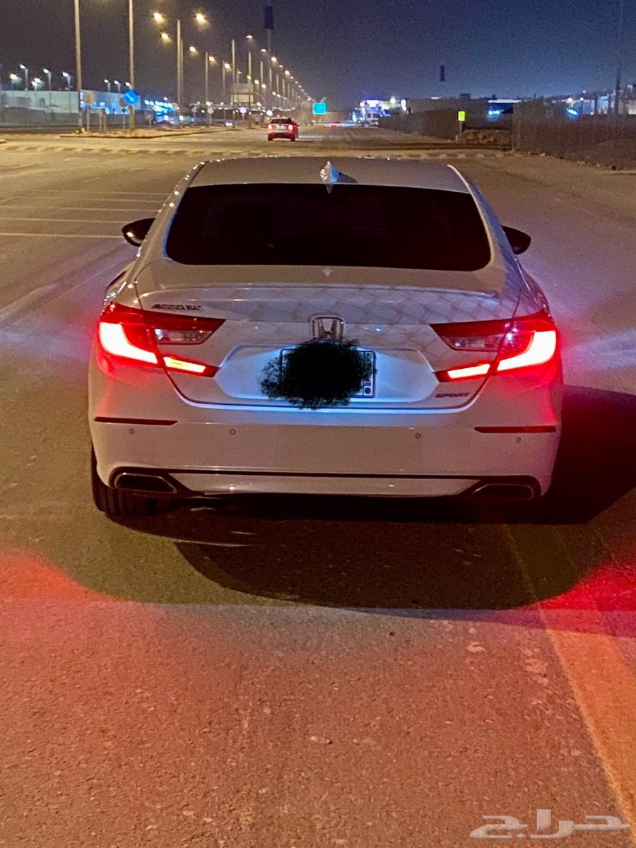 هوندا اكورد 201864365703378177110