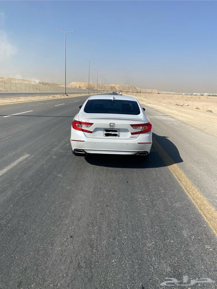 هوندا اكورد 201864365703378177113