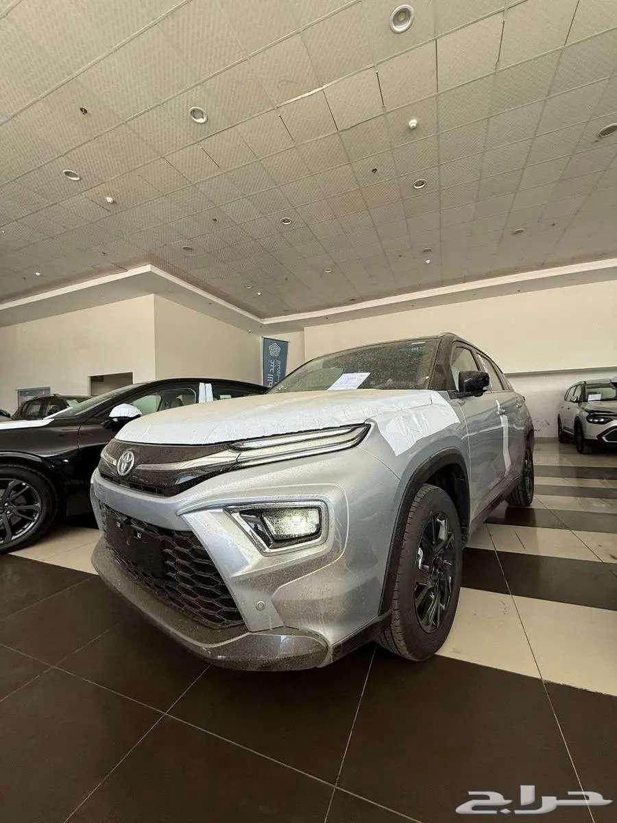 تويوتا اوربان كروزر ستاندر و فل كامل 2025 بالنقد والتقسيط64368571777793110