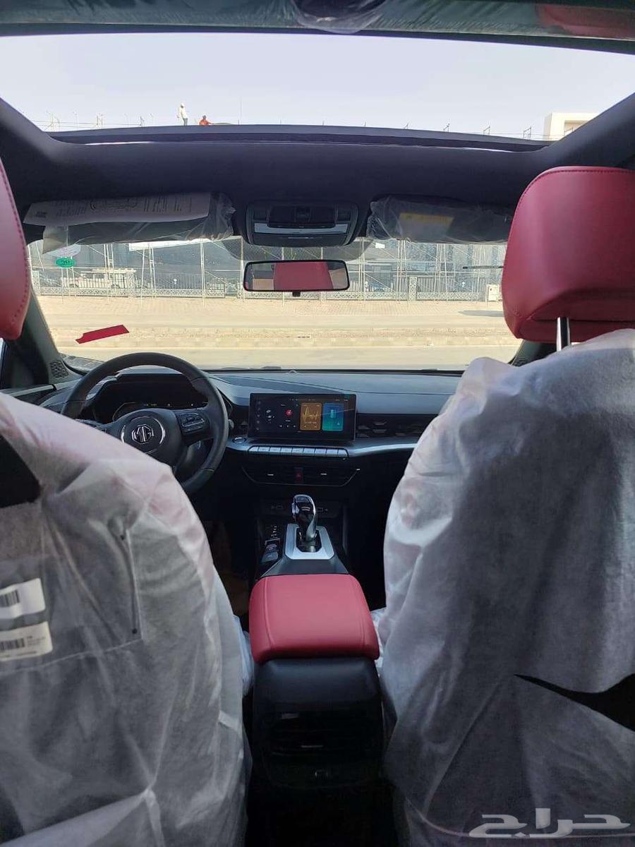 MG GT 2024ام جي جي تي نص فل فتحة سقف موديل 202464366775864323114