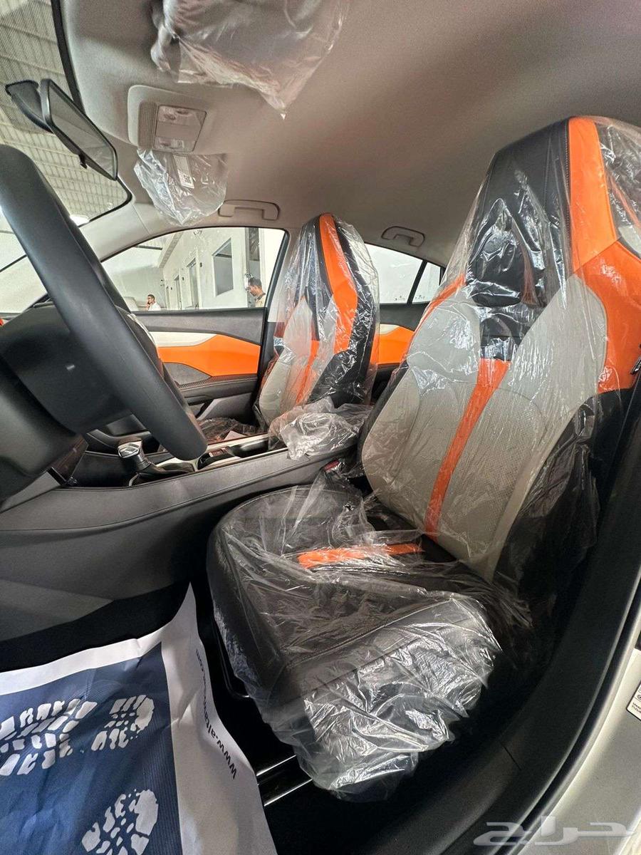 دونج فينج شاين موديل 2025 بسعر 44000 شامل الضريبة واللوحات64367697906177113