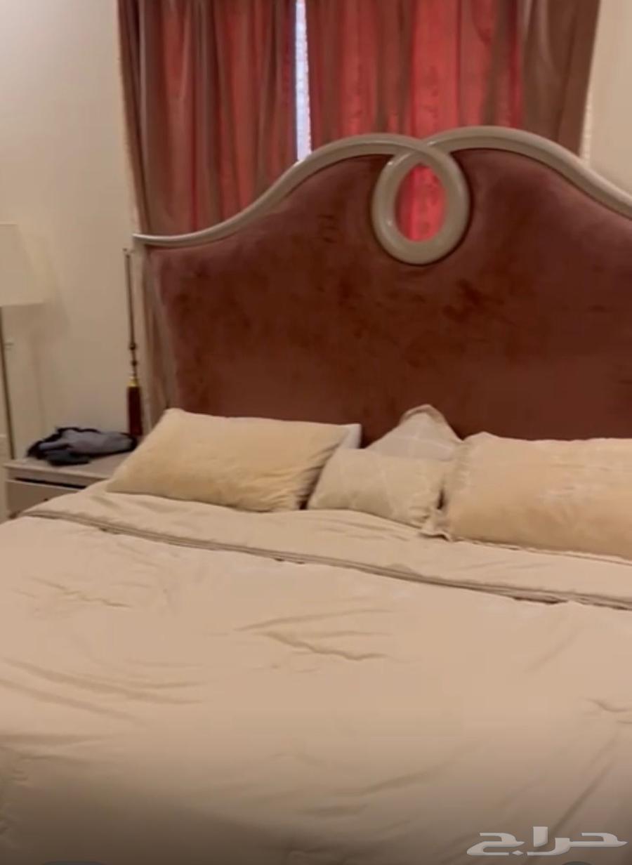 Master bedroom for sale by bidding64141929974274110