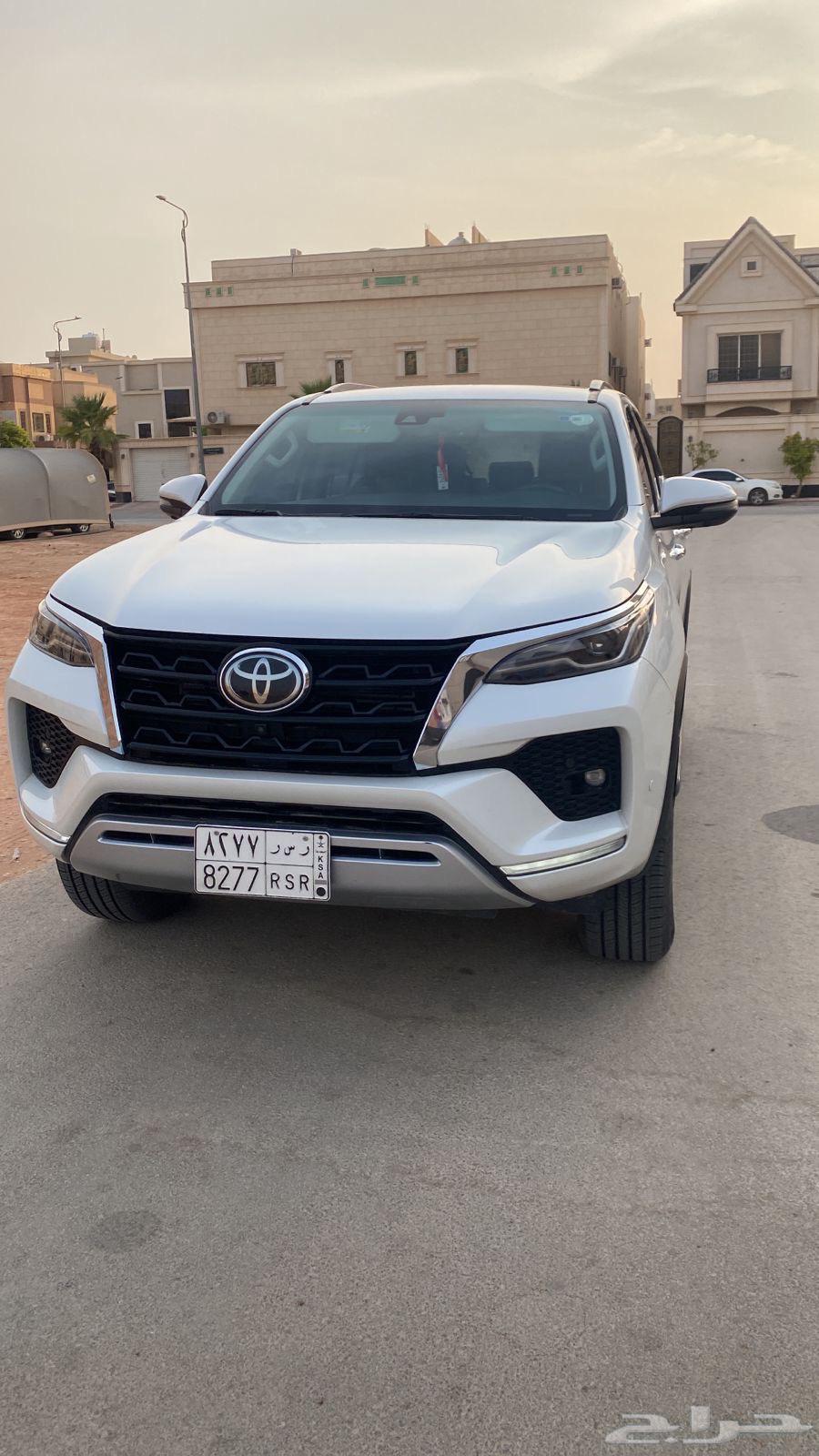 سيارة تويوتا فورتشنر 202364369082497667110