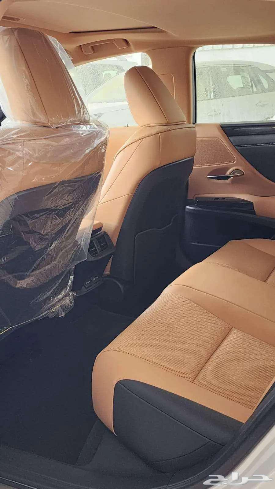 Lexus (ES250) AA - 2025 - Saudi - Customs Card64369160189569113